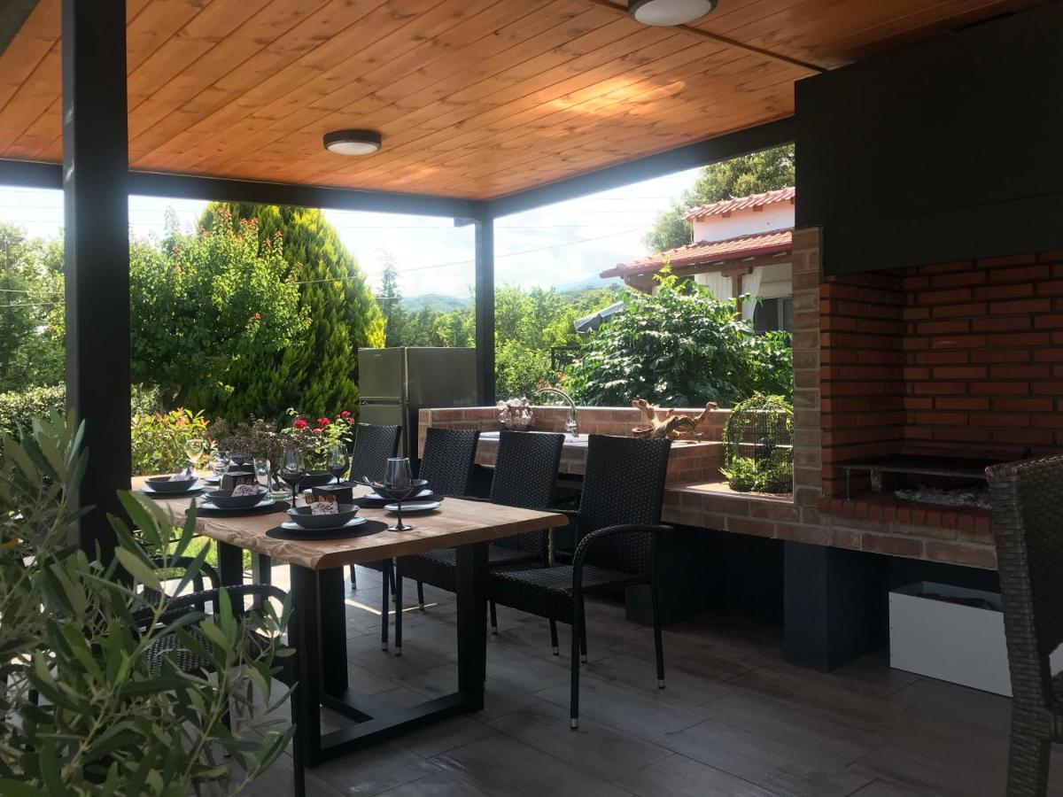 Casa Dei Fiori Villa Asproválta Eksteriør billede